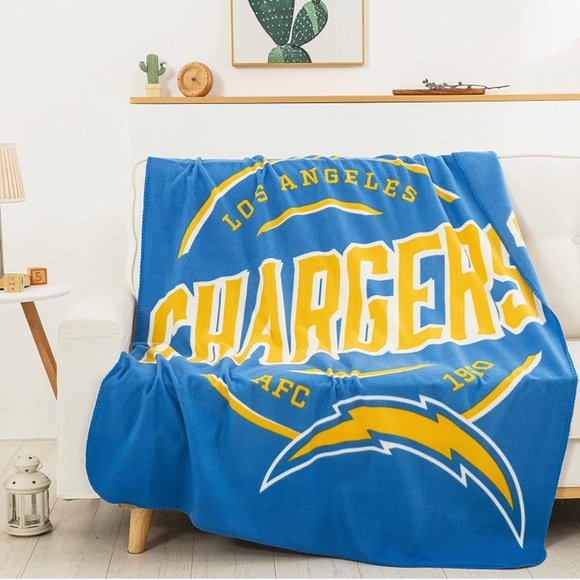 Adult Fleece Throw Blanket - Picture 6 of 7